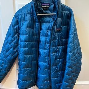 Like new mens small micro puff, only worn a few times. Smoke free home.